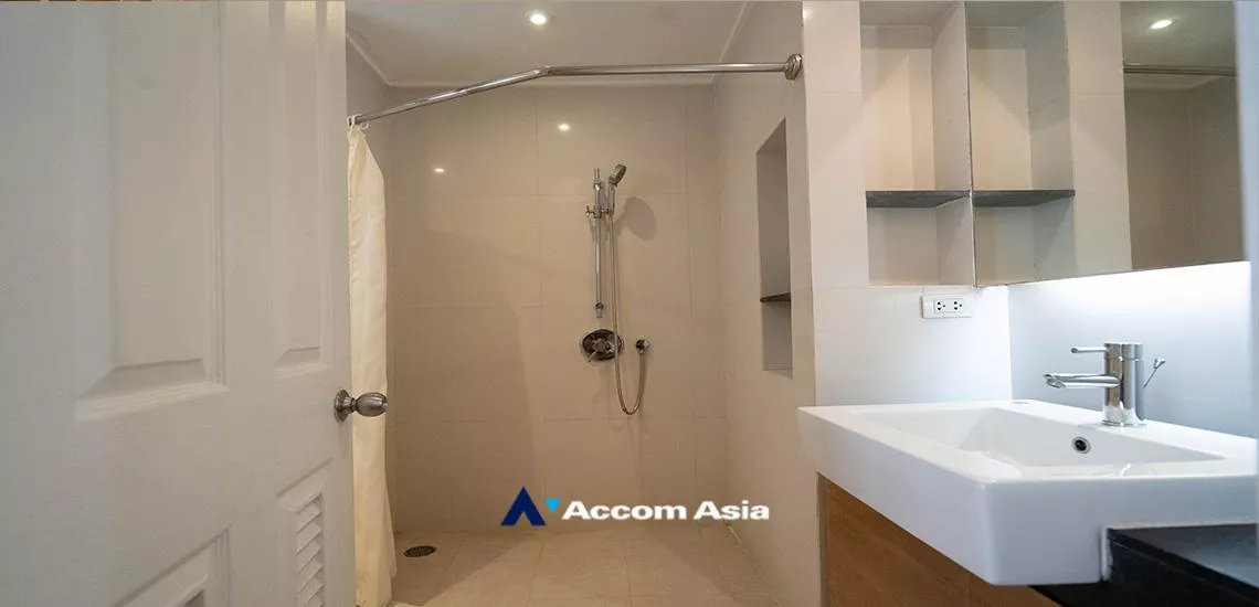 18  3 br Apartment For Rent in Sukhumvit ,Bangkok BTS Phrom Phong at Exclusive private atmosphere 19754