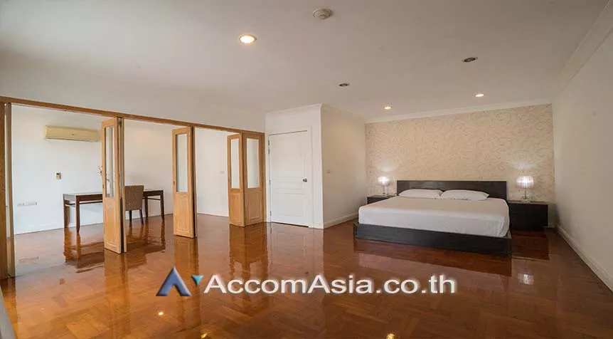 11  3 br Apartment For Rent in Sukhumvit ,Bangkok BTS Phrom Phong at 10 Mins from BTS with Shuttle Bus Service 19762