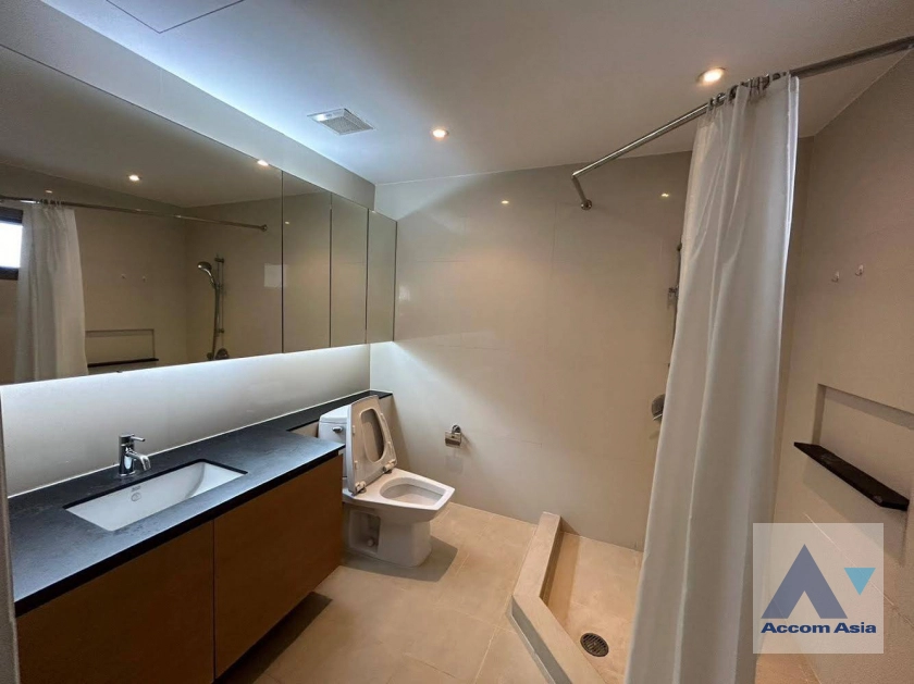 9  3 br Apartment For Rent in Sukhumvit ,Bangkok BTS Phrom Phong at 10 Mins from BTS with Shuttle Bus Service 19764