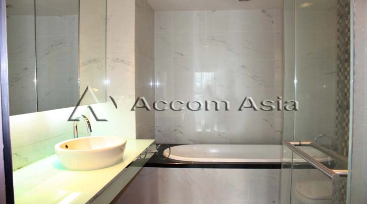 9  2 br Condominium For Rent in Silom ,Bangkok BTS Sala Daeng - MRT Silom at The Legend Saladaeng 29832