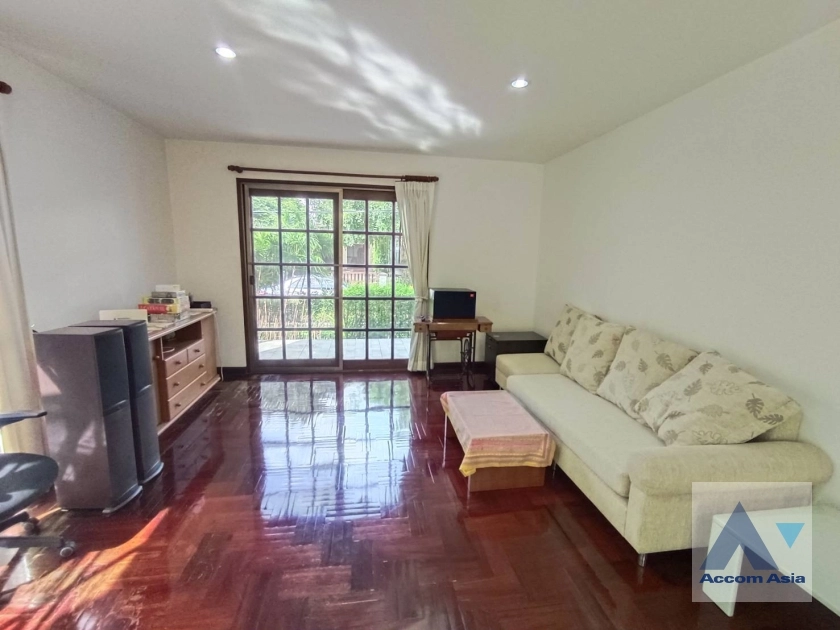 11  3 br House For Rent in Sukhumvit ,Bangkok BTS On Nut at Sukhumvit Garden City 99870