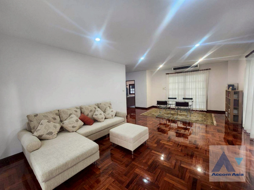 6  3 br House For Rent in Sukhumvit ,Bangkok BTS On Nut at Sukhumvit Garden City 99870