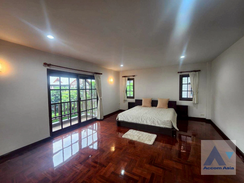 24  3 br House For Rent in Sukhumvit ,Bangkok BTS On Nut at Sukhumvit Garden City 99870