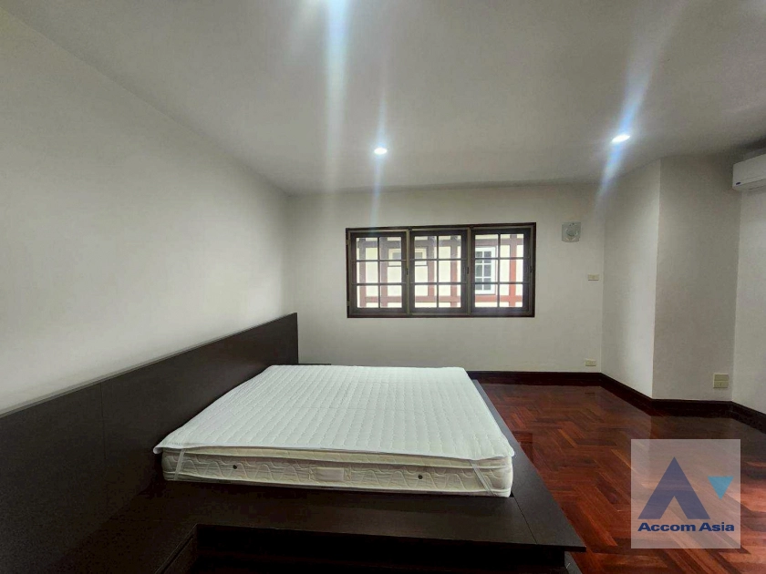 26  3 br House For Rent in Sukhumvit ,Bangkok BTS On Nut at Sukhumvit Garden City 99870