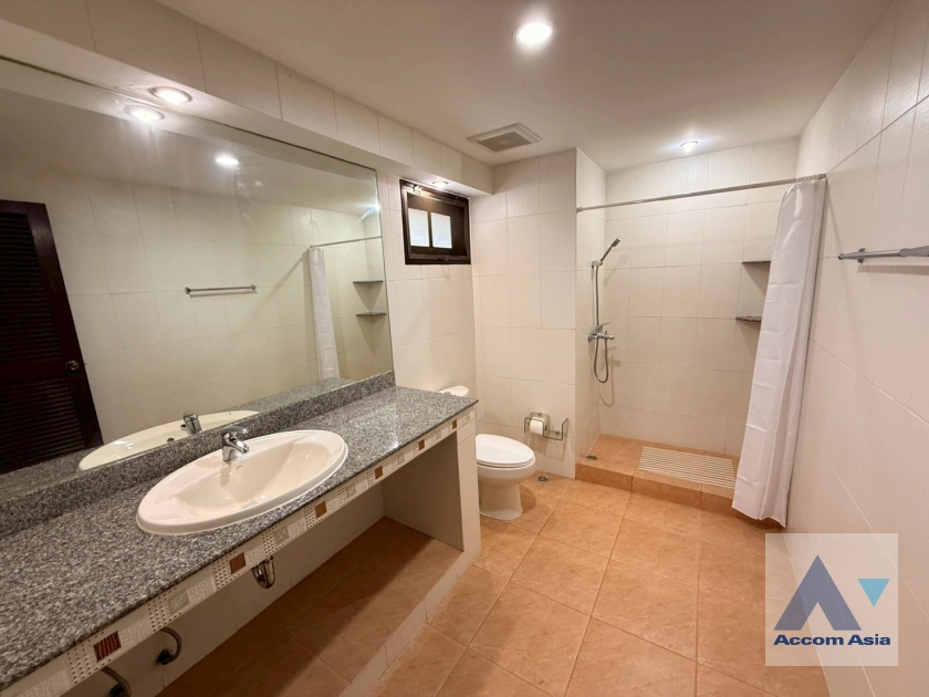 35  3 br House For Rent in Sukhumvit ,Bangkok BTS On Nut at Sukhumvit Garden City 99870