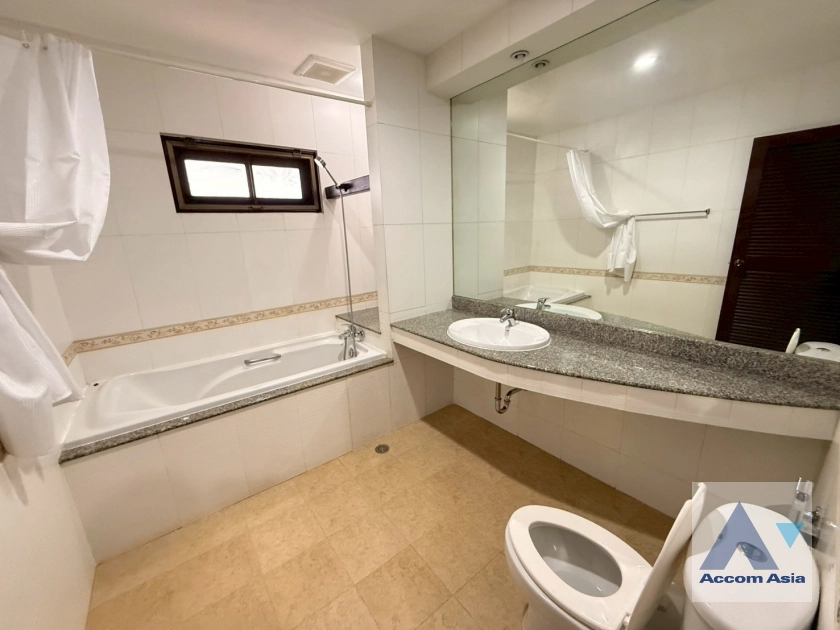 36  3 br House For Rent in Sukhumvit ,Bangkok BTS On Nut at Sukhumvit Garden City 99870