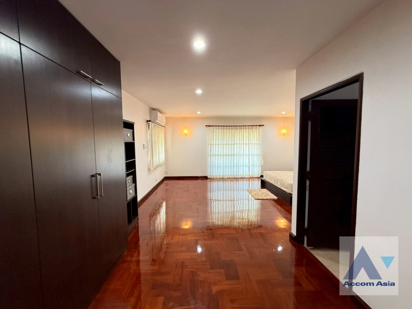 31  3 br House For Rent in Sukhumvit ,Bangkok BTS On Nut at Sukhumvit Garden City 99870