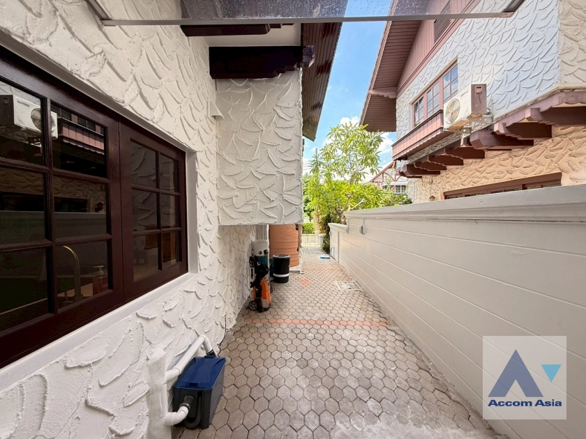 47  3 br House For Rent in Sukhumvit ,Bangkok BTS On Nut at Sukhumvit Garden City 99870