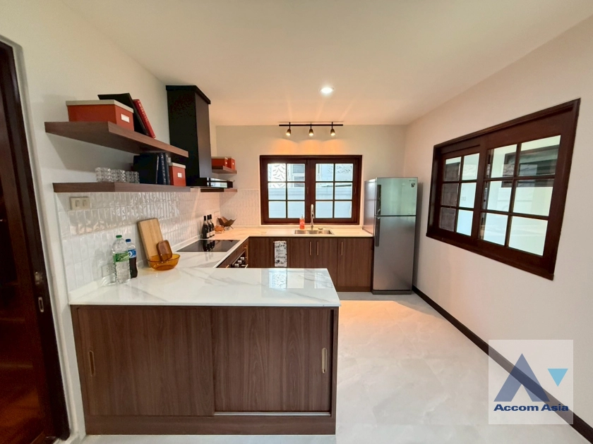 18  3 br House For Rent in Sukhumvit ,Bangkok BTS On Nut at Sukhumvit Garden City 99870