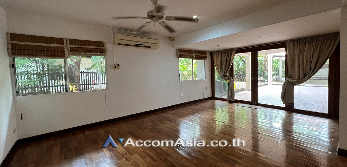 5  4 br House For Rent in New Phetchaburi ,Bangkok  at Thai Village 59881