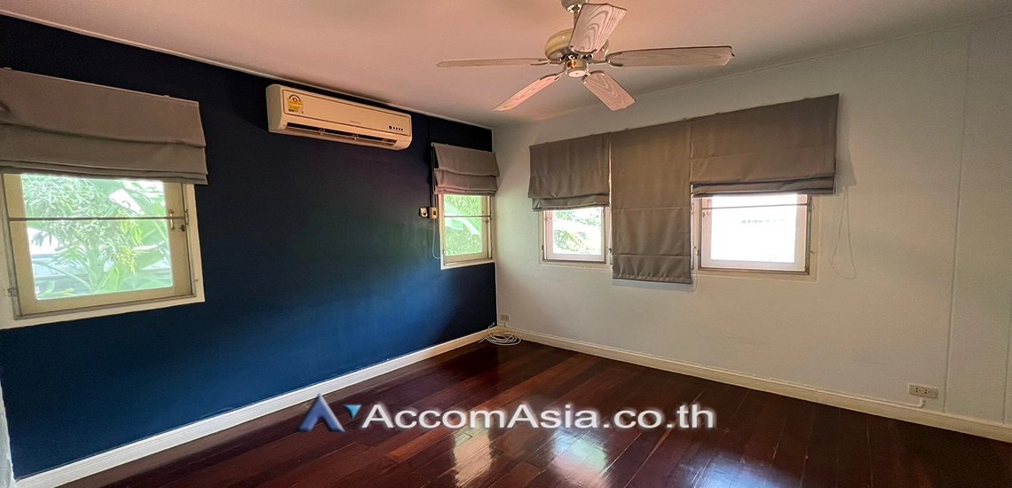 12  4 br House For Rent in New Phetchaburi ,Bangkok  at Thai Village 59881