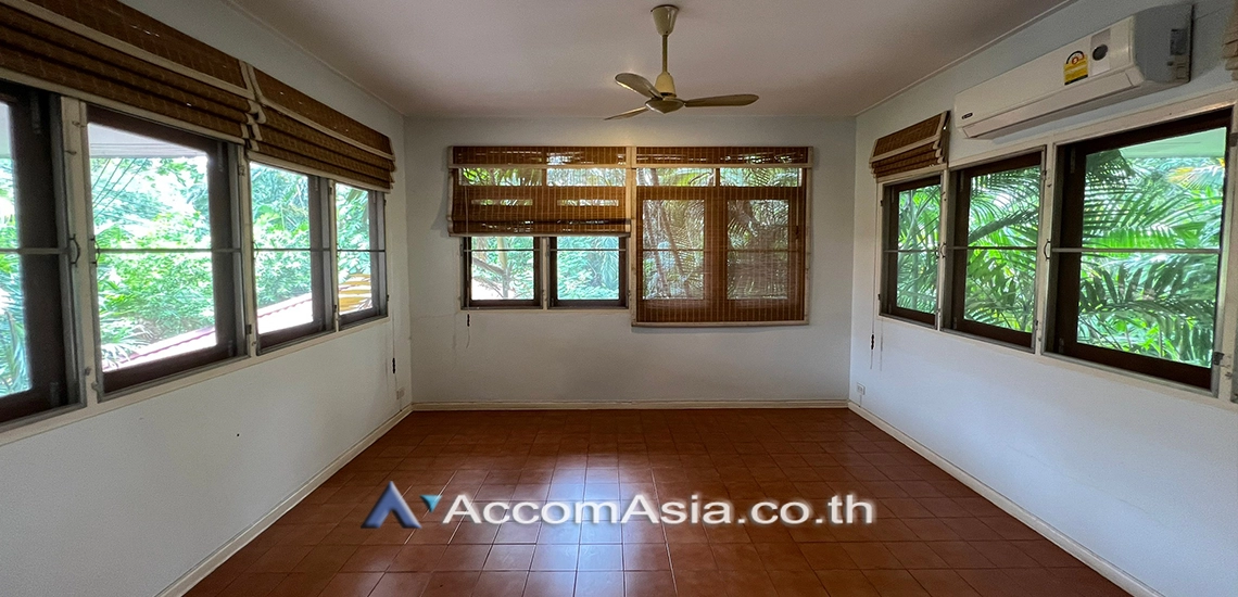 11  4 br House For Rent in New Phetchaburi ,Bangkok  at Thai Village 59881