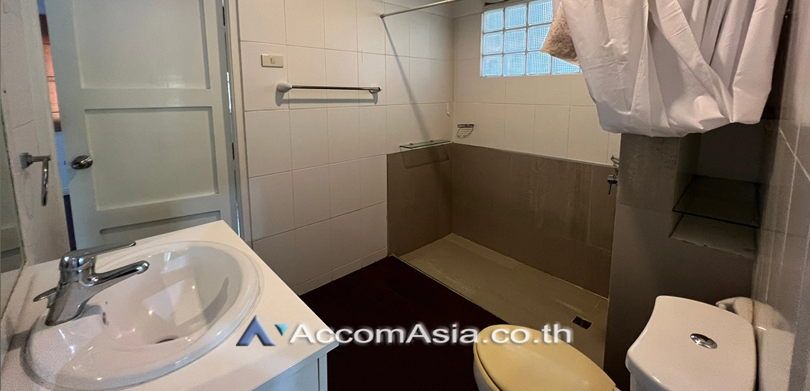 18  4 br House For Rent in New Phetchaburi ,Bangkok  at Thai Village 59881