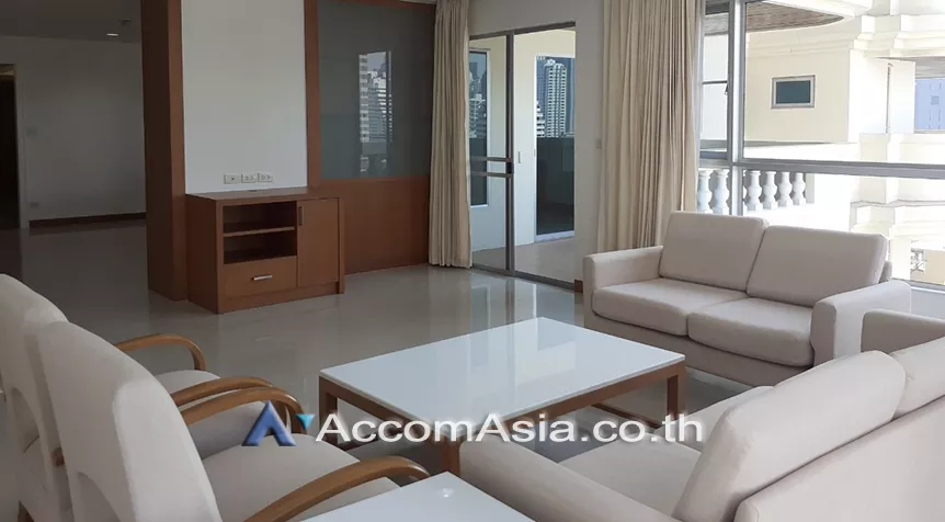unit 3 Bedrooms  Apartment For Rent in Sukhumvit, Bangkok  near BTS Phrom Phong (19887)