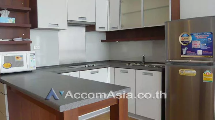  2 Bedrooms  Condominium For Rent in Ratchadapisek, Bangkok  near MRT Thailand Cultural Center (29899)