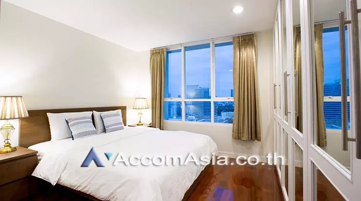 Urbana Langsuan Condominium  3 Bedroom for Sale & Rent BTS Chitlom in Ploenchit Bangkok