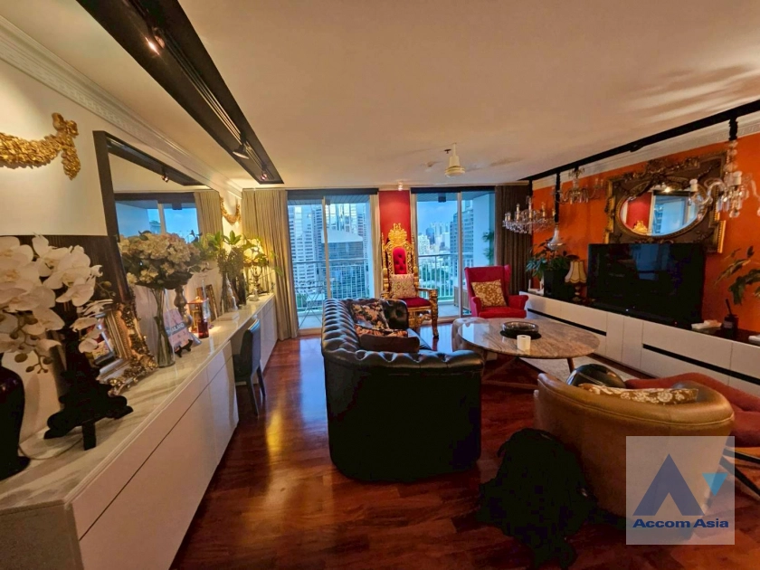 unitUrbana Langsuan Condominium