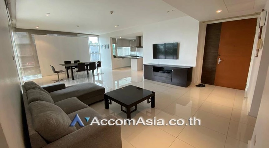 unitPet friendly |  3 Bedrooms  Condominium For Rent in Sukhumvit, Bangkok  near BTS Ekkamai (29995)